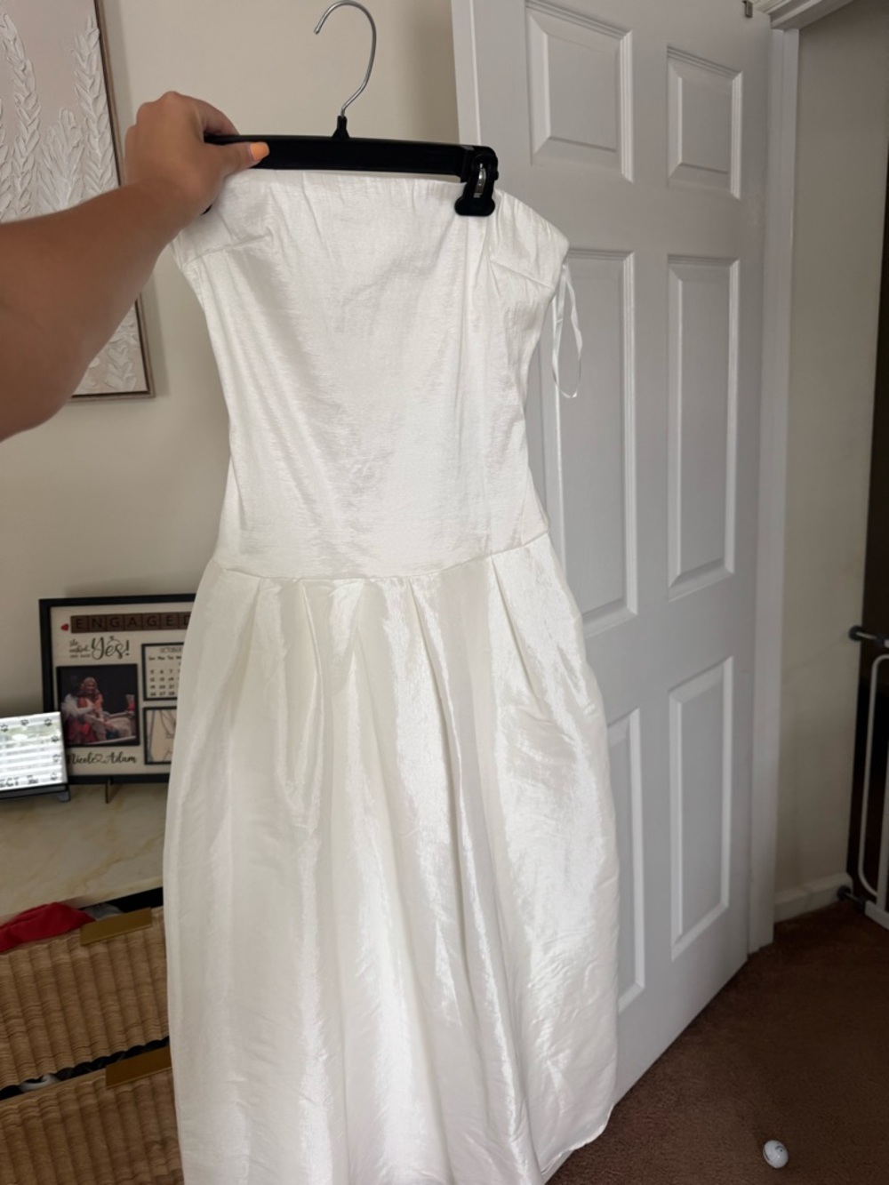 Cambria strapless dress revolve - Picture 3 of 4